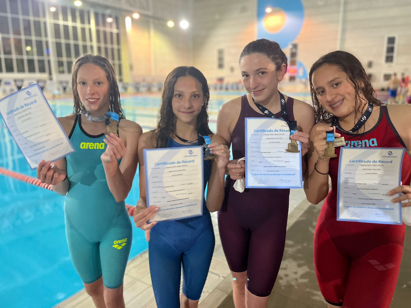 LA UNIÓN DE UN PAÍS EN EL AGUA