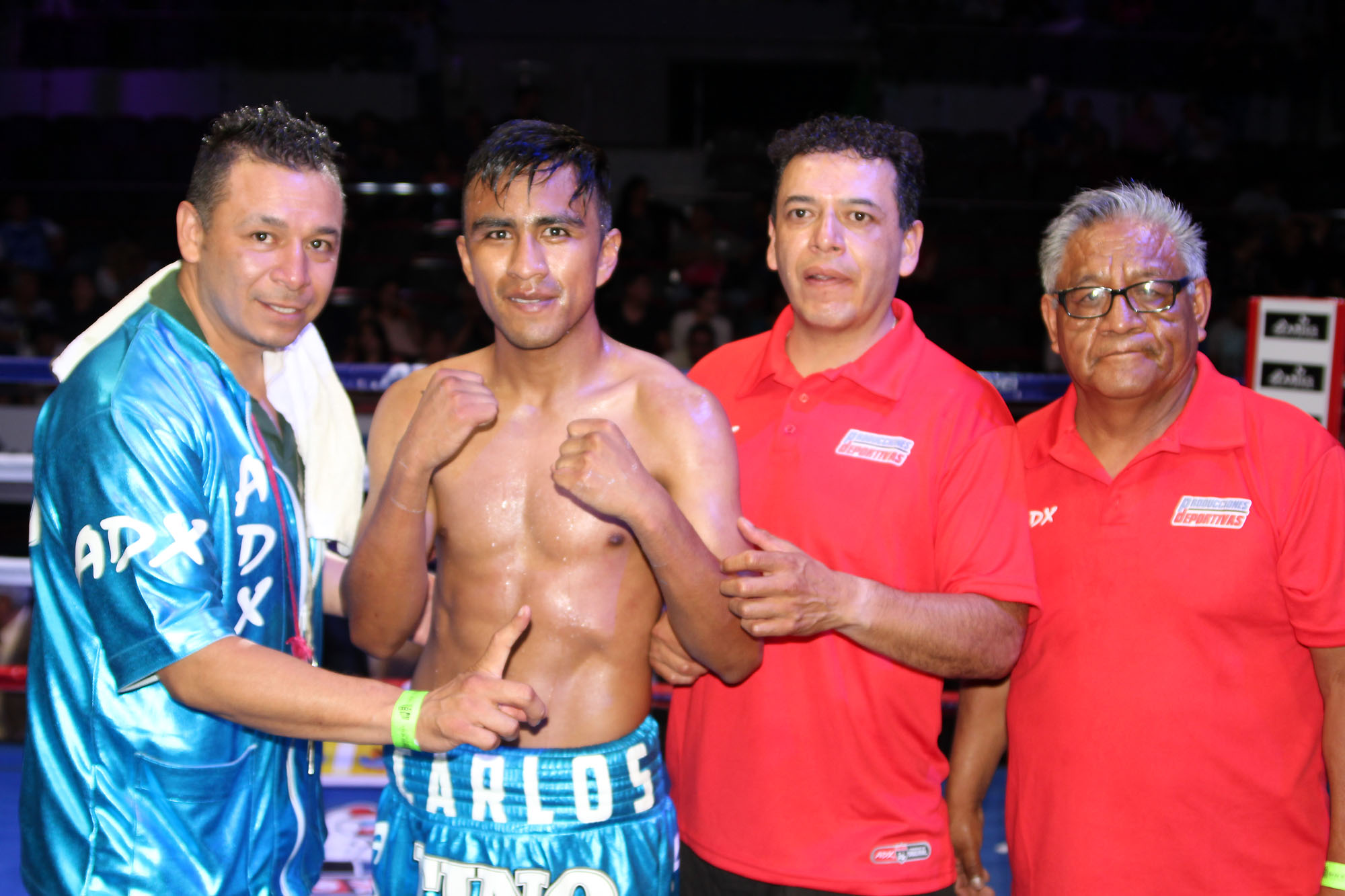 NOCHE EXPLOSIVA EN EL FRONTÓN MÉXICO