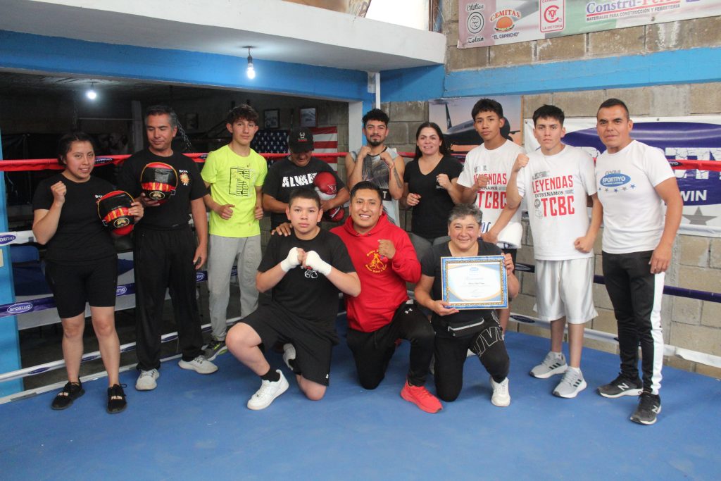 Rostros felices al participar en el primer concurso de manopleo de boxeo recreativo, se dieron cita varios gimnasios de los municipios aledaños: Jiquipilco