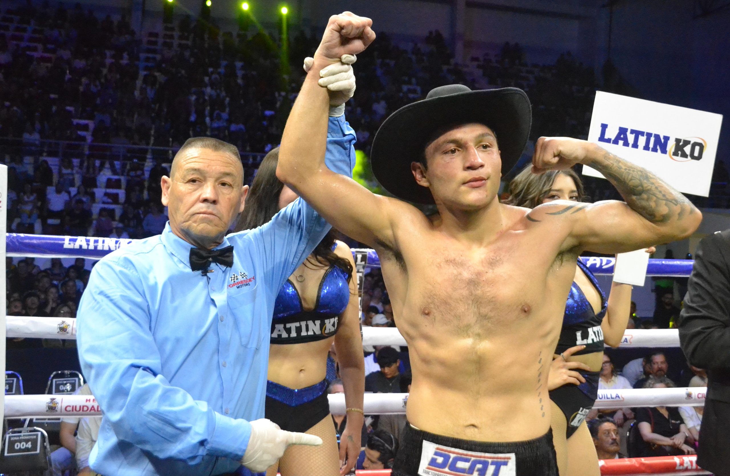 ‘EL VIEJÓN’ FLORES SE LLEVA EL TRIUNFO EN GUERRA DE BOMBAZOS