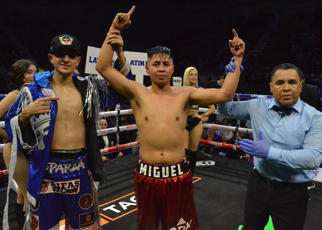 ‘FANTÁSTICO’ ESPARZA PIERDE EL INVICTO EN GUERRA QUE HUELE A REVANCHA