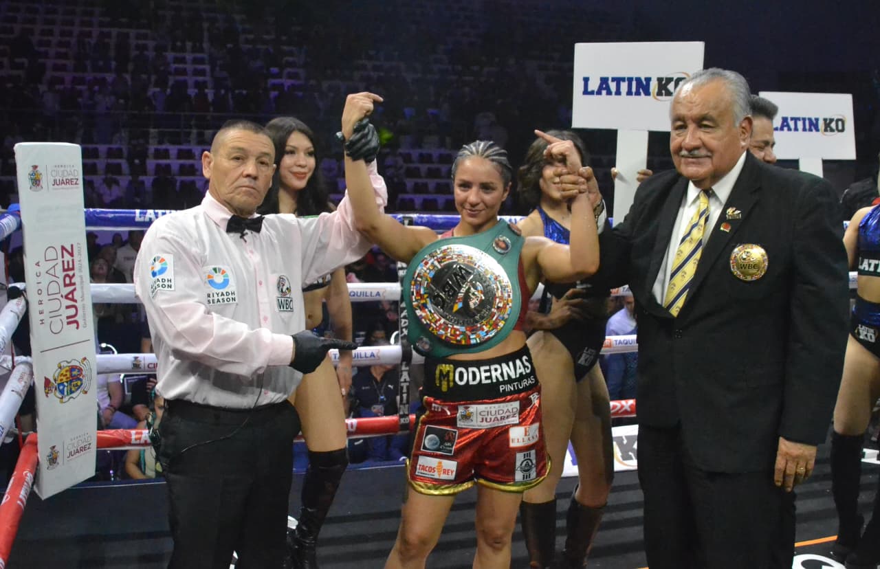 SIN PIEDAD, ‘BONITA’ FERNÁNDEZ DOMINA A TSUNAMI Y RETIENE TÍTULO MUNDIAL WBC