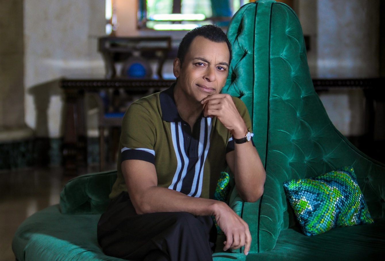 JON SECADA REGRESA A LA CIUDAD DE MÉXICO CON UNA NOCHE DE ELEGANCIA, NOSTALGIA Y GRANDES CLÁSICOS