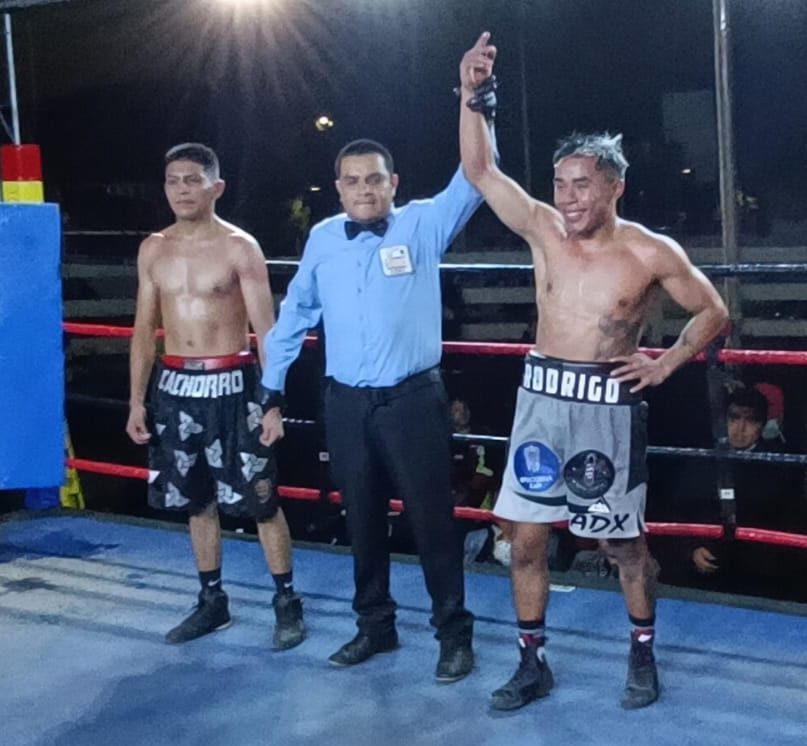 AARÓN & RODRIGO NAVA OFRECIERON UNA GUERRA: NAVA BOXING PROMOTIONS